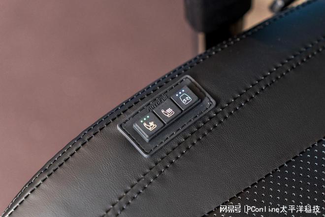 级电竞椅 — 傲风M6Pro+体验开元ky棋牌坐上真就不想起来！职业(图16)